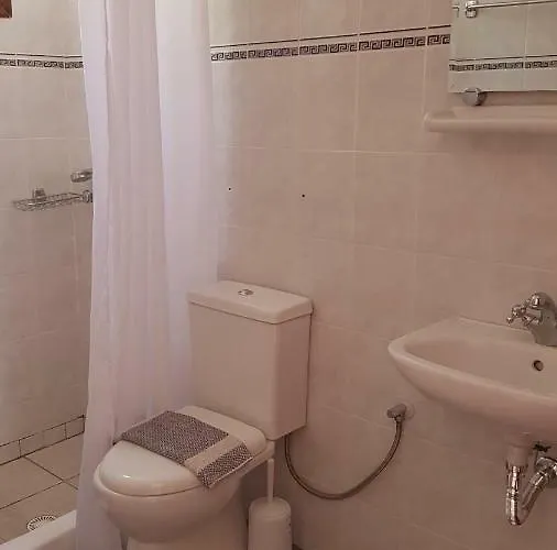 Andreas شقة فندقية Pefki